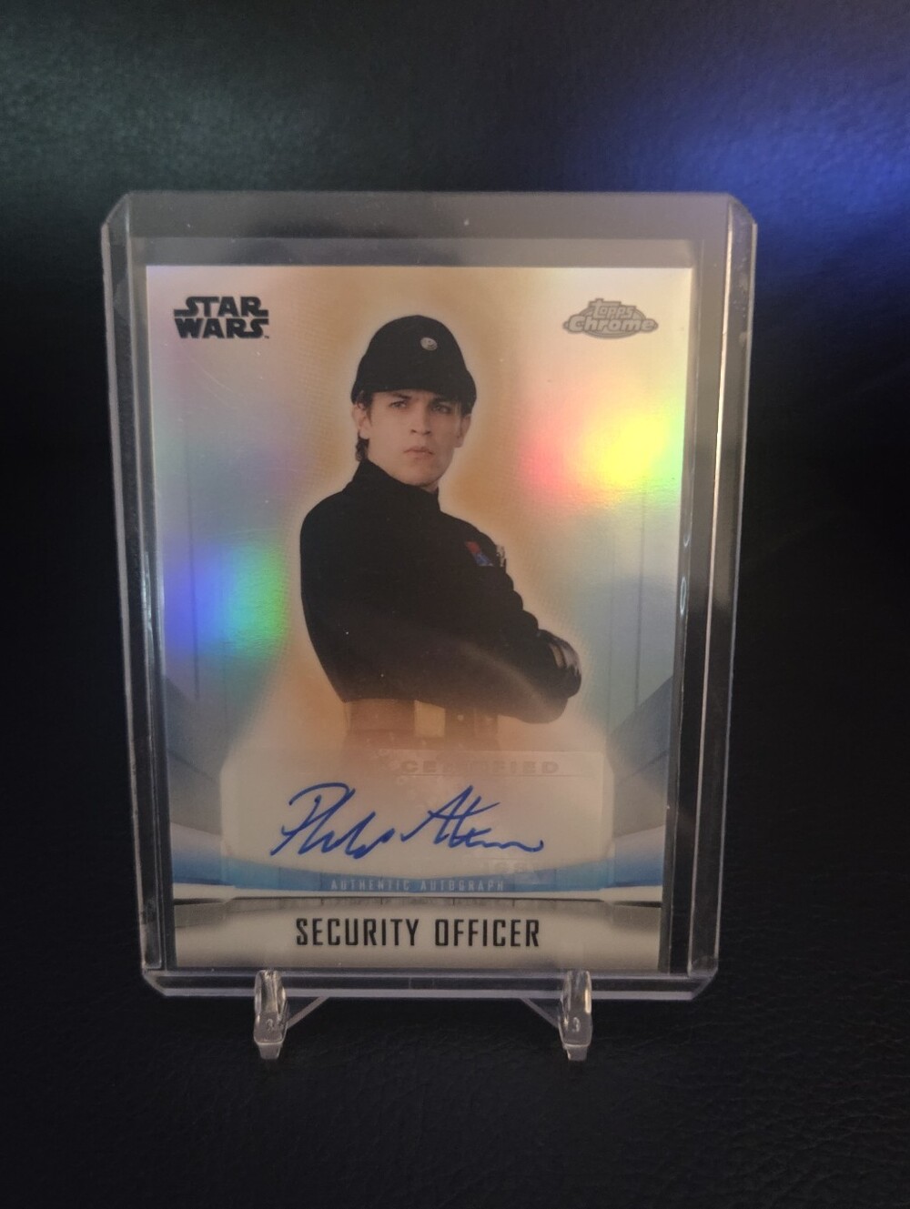 Topps Star Wars Chrome The Mandalorian Security Officer Holo Autograph Card